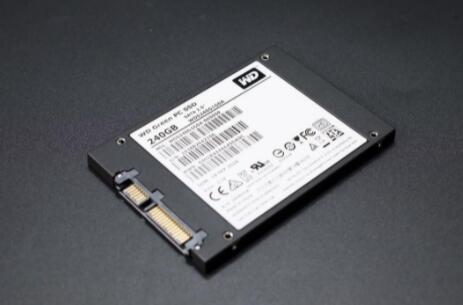 固态硬盘使用注意事项和保养方法